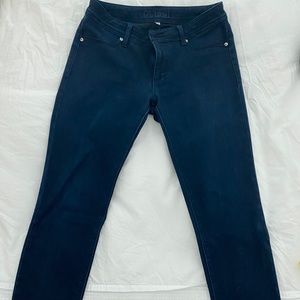 DL1961 dark blue Jean